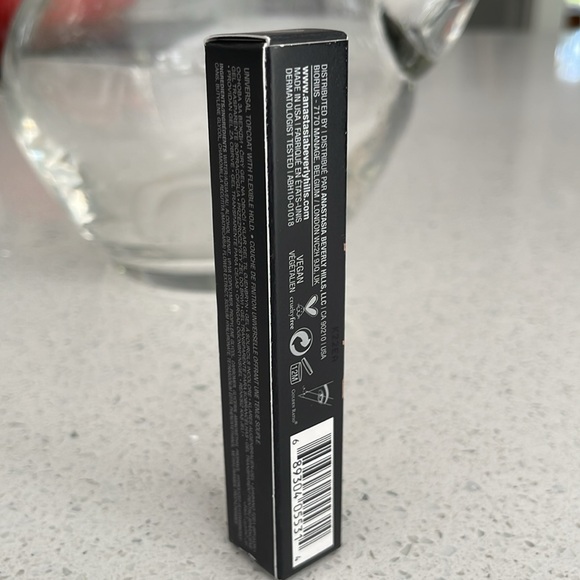 Anastasia Beverly Hills Clear Brow Gel NIB - Picture 5 of 5